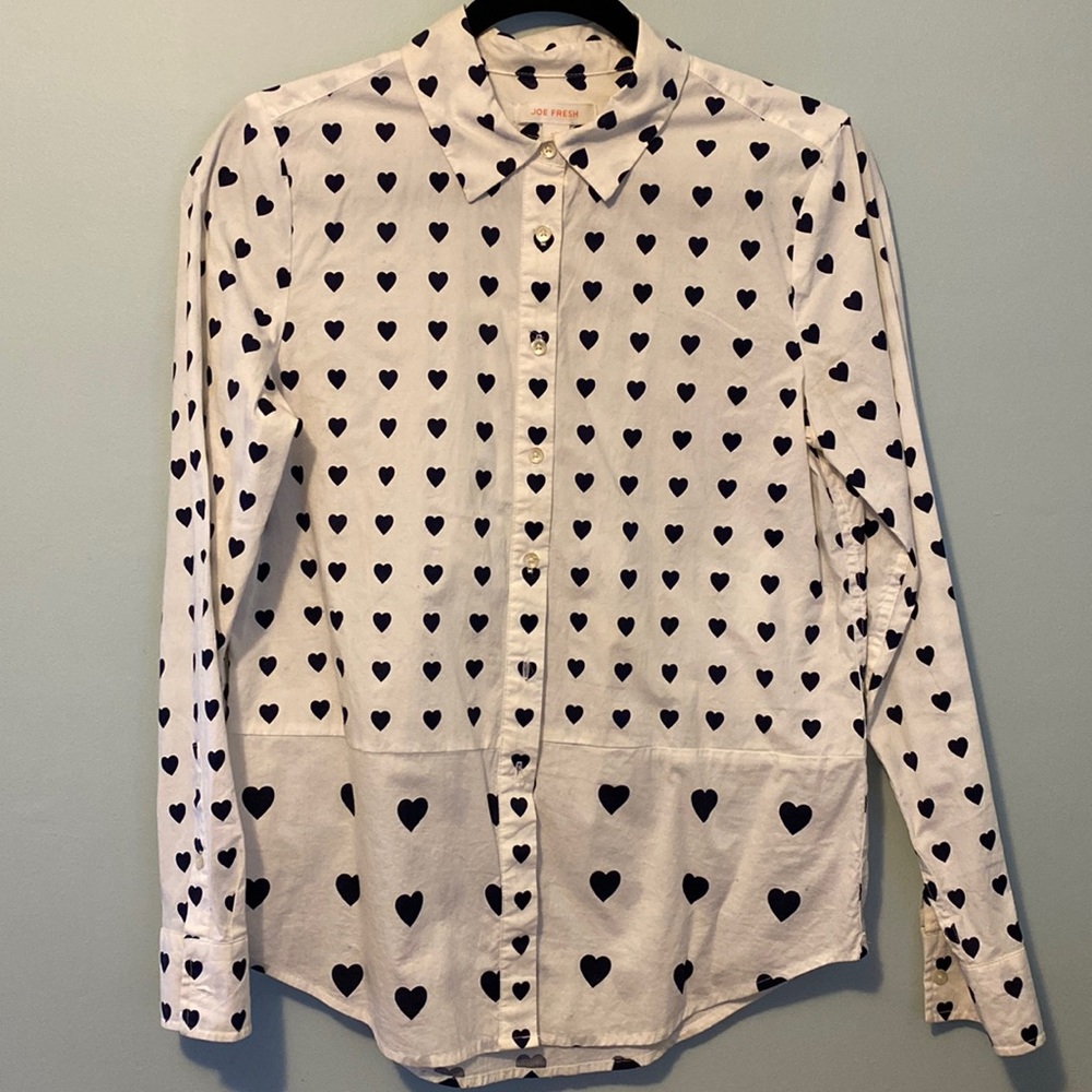 Heart print button up shirt 🖤